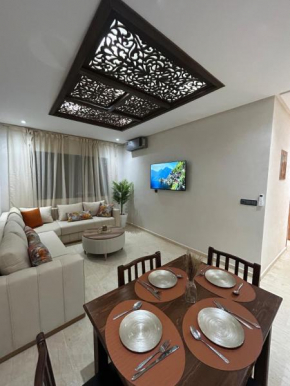 Modern apartment near amenities